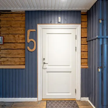 Garden Next To Telliskivi & Old Town